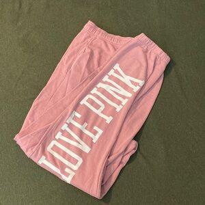 PINK sweats 💕